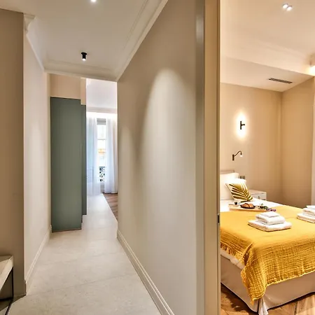 9 Alberti Centre Апарт-отель